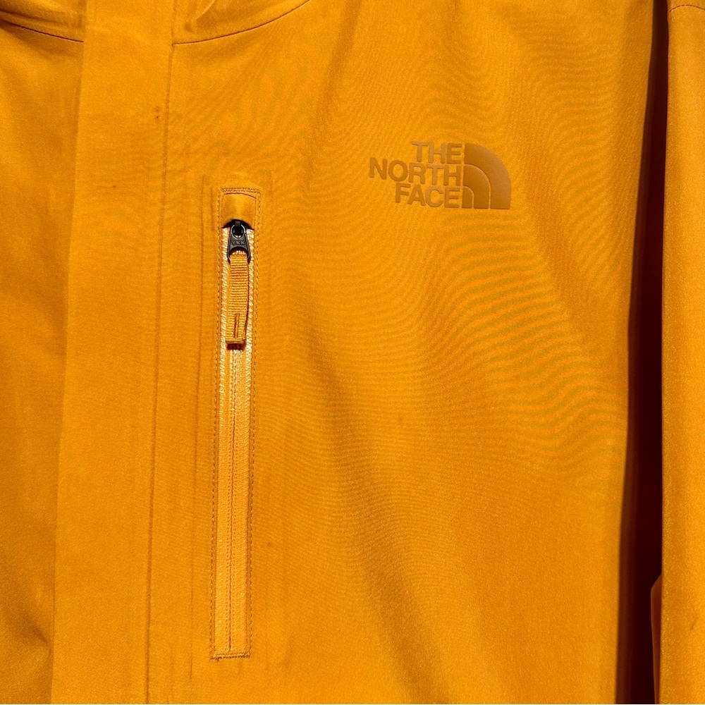 The North Face , Future Light Jacket, Windbreaker… - image 5
